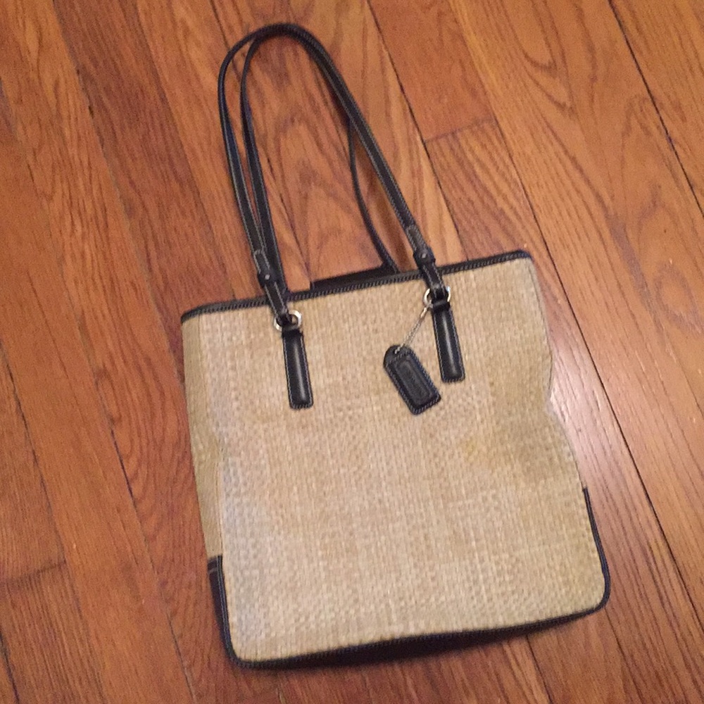 Coach Basket weave and Black Leather Purse EUC
